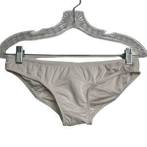Lisa Maree White Accent Stitch Detail Bikini Bottom Medium New‎ Hygiene Liner